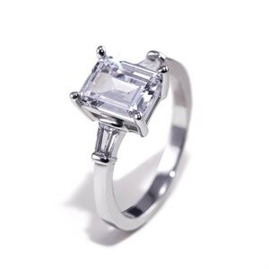 *HONORA* Silver x Zircon Fashion Ring Size 9